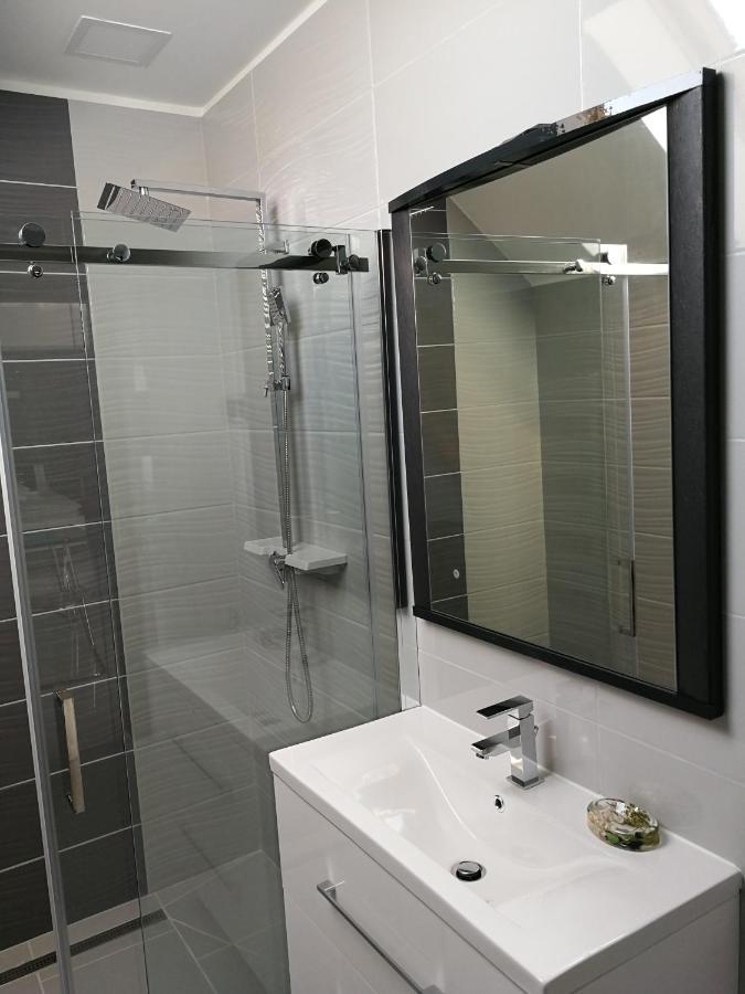 Aqua Solar Apartmanhaz Miskolc Extérieur photo