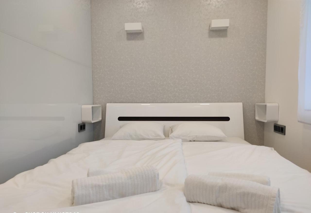 Aqua Solar Apartmanhaz Miskolc Extérieur photo