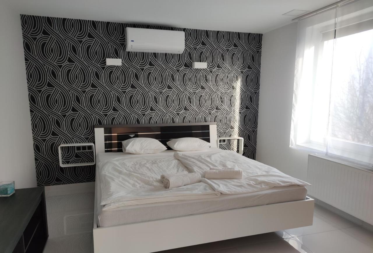 Aqua Solar Apartmanhaz Miskolc Extérieur photo